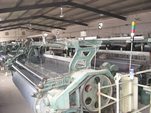 Machines for Weaving Charcoal Fiberglass Mesh and Workshops